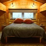 Cozy In For 6 People With Parking *