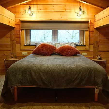 Chalet Ardennais - Sejour Nature En Famille - 3Min Durbuy Adventure - Parking - Terrasse - Au Calme *
